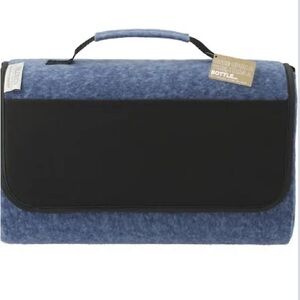 Field & Co Recycled PET Oversized Picnic Blanket Foldable Carry Handle NWT